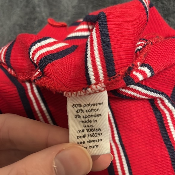 Red striped halter top size small - Picture 4 of 4